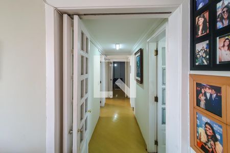 Corredor de apartamento à venda com 4 quartos, 108m² em Vila Mariana, São Paulo
