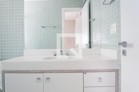 Apartamento à venda com 136m², 3 quartos e 3 vagas Apartamento à venda com 136m², 3 quartos e 3 vagasBanheiro da Suíte 1