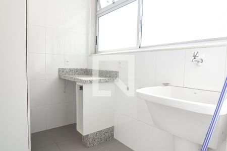 Apartamento à venda com 136m², 3 quartos e 3 vagas Apartamento à venda com 136m², 3 quartos e 3 vagasÁrea de Serviço