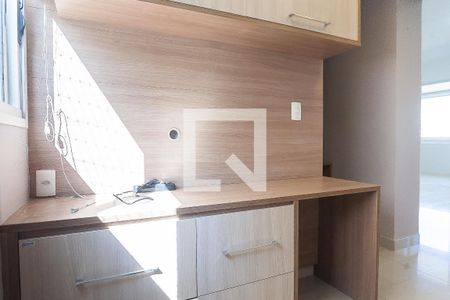 Apartamento à venda com 136m², 3 quartos e 3 vagas Apartamento à venda com 136m², 3 quartos e 3 vagasEscritório