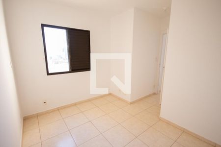 Quarto 2 de apartamento para alugar com 2 quartos, 45m² em Jardim Maria Goretti, Ribeirão Preto