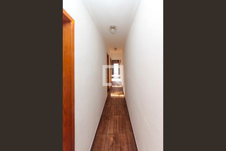 Corredor de casa para alugar com 2 quartos, 90m² em Jardim Vila Formosa, São Paulo