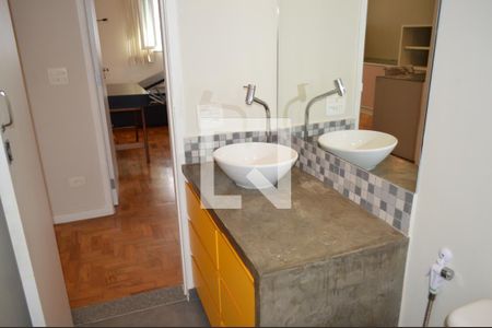 Apartamento à venda com 70m², 1 quarto e sem vagaBanheiro