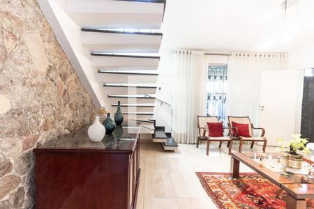 Sala de casa à venda com 3 quartos, 150m² em Vila Romana, São Paulo