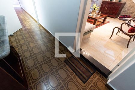 Casa à venda com 150m², 3 quartos e 2 vagasCorredor de entrada