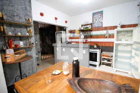 Casa à venda com 190m², 5 quartos e sem vagaCozinha