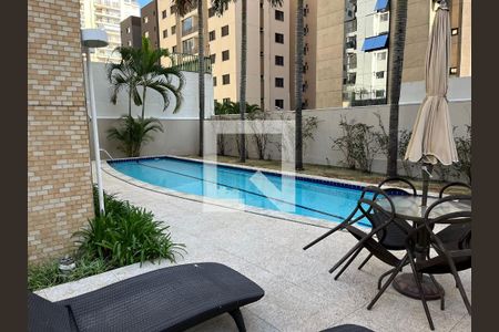 Apartamento à venda com 68m², 2 quartos e 2 vagas Apartamento à venda com 68m², 2 quartos e 2 vagasÁrea comum - Piscina
