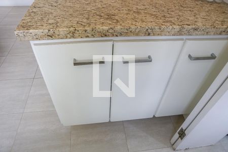 Apartamento à venda com 68m², 2 quartos e 2 vagas Apartamento à venda com 68m², 2 quartos e 2 vagasCozinha e Área de Serviço