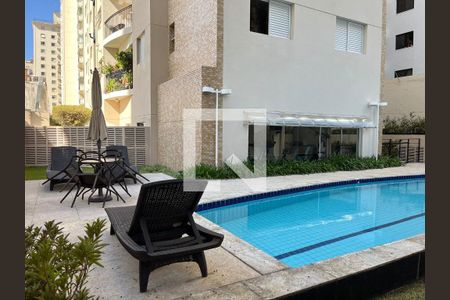 Apartamento à venda com 68m², 2 quartos e 2 vagas Apartamento à venda com 68m², 2 quartos e 2 vagasÁrea comum - Piscina