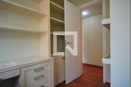 Apartamento à venda com 115m², 3 quartos e 2 vagasQuarto 2