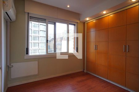 Suíte de apartamento para alugar com 3 quartos, 140m² em Independência, Porto Alegre