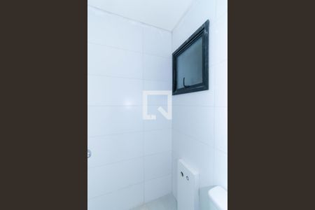 Apartamento à venda com 46m², 2 quartos e sem vaga Apartamento à venda com 46m², 2 quartos e sem vagaBanheiro