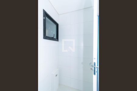 Apartamento à venda com 46m², 2 quartos e 1 vaga Apartamento à venda com 46m², 2 quartos e 1 vagaBanheiro