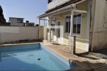 Casa à venda com 120m², 5 quartos e 4 vagasÁrea comum