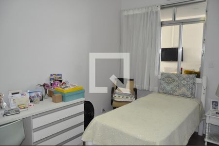 Casa à venda com 120m², 5 quartos e 4 vagasQuarto 2