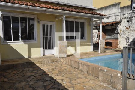 Casa à venda com 120m², 5 quartos e 4 vagasÁrea comum