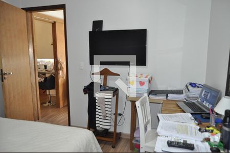 Casa à venda com 120m², 5 quartos e 4 vagasQuarto 4