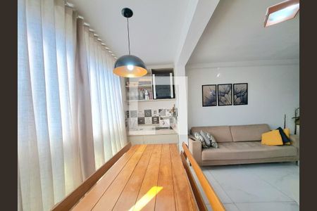 Apartamento à venda com 4 quartos, 102m² em Buritis, Belo Horizonte