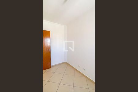 Apartamento para alugar com 92m², 2 quartos e 2 vagasQuarto