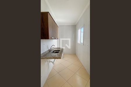 Apartamento para alugar com 92m², 2 quartos e 2 vagasCozinha