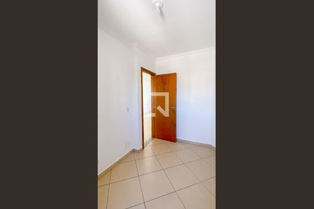 Apartamento para alugar com 92m², 2 quartos e 2 vagasQuarto