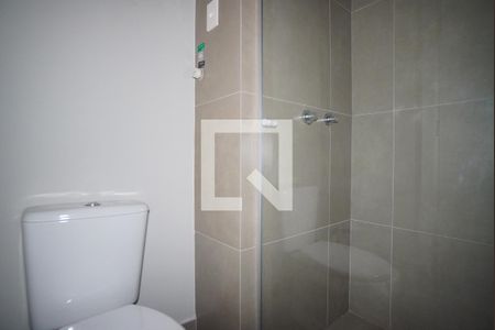 Banheiro Corredor de kitnet/studio para alugar com 1 quarto, 24m² em Auxiliadora, Porto Alegre