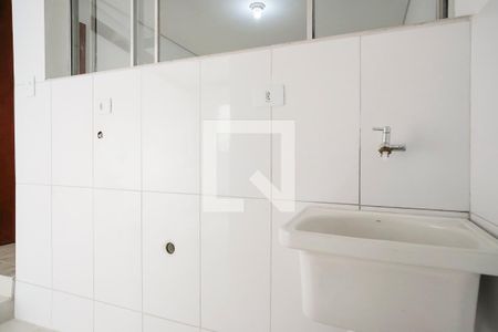 Casa para alugar com 78m², 2 quartos e 1 vagaÁrea de serviço