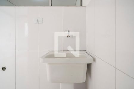 Casa para alugar com 78m², 2 quartos e 1 vagaÁrea de serviço