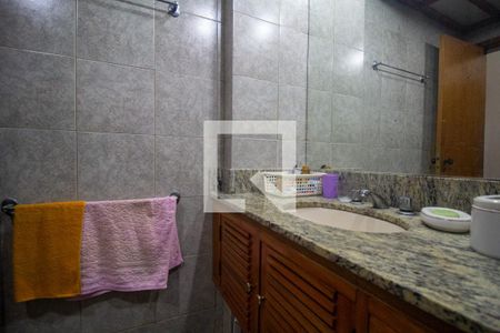 Apartamento à venda com 111m², 2 quartos e 1 vagaBanheiro da Suíte