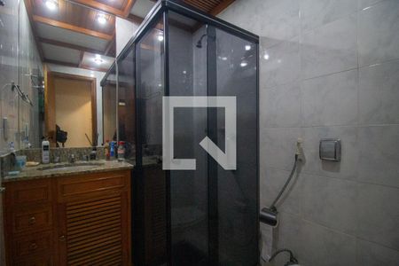 Apartamento à venda com 111m², 2 quartos e 1 vagaBanheiro Social