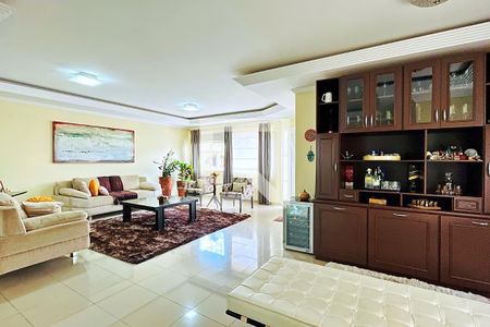 Casa de Condomínio à venda com 6 quartos, 500m² em Vila Rosalia, Guarulhos