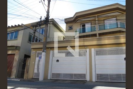 Casa à venda com 146m², 3 quartos e 4 vagasFachada