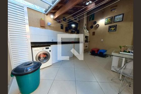 Casa à venda com 146m², 3 quartos e 4 vagasQuintal/Lavanderia