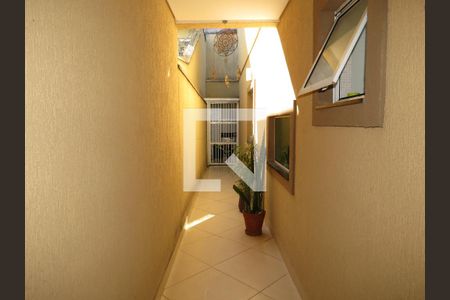 Casa à venda com 146m², 3 quartos e 4 vagasCorredor Externo