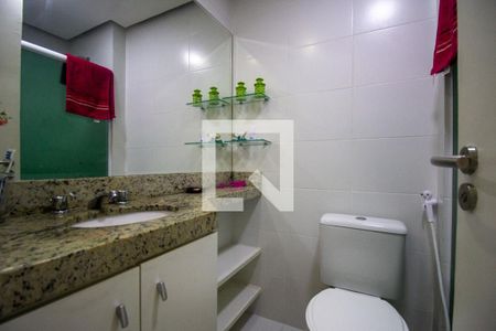 Apartamento à venda com 90m², 3 quartos e 2 vagas Apartamento à venda com 90m², 3 quartos e 2 vagasBanheiro Social
