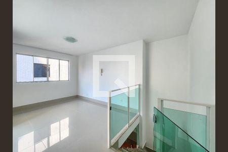 Sala 2 andar de apartamento à venda com 2 quartos, 134m² em Santo Antônio, Belo Horizonte