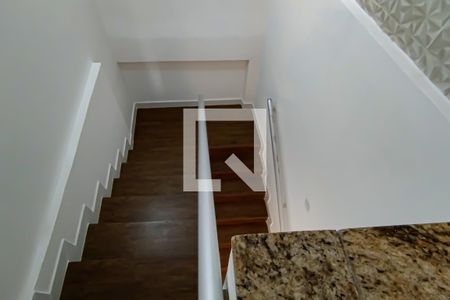 escada de casa para alugar com 3 quartos, 150m² em Taquara, Rio de Janeiro