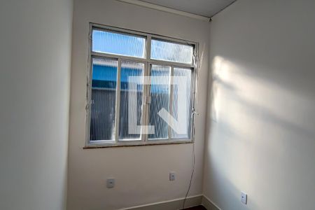 quarto 1 de casa para alugar com 3 quartos, 150m² em Taquara, Rio de Janeiro