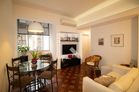 Sala de apartamento à venda com 2 quartos, 80m² em Leblon, Rio de Janeiro