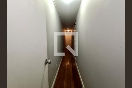 Apartamento à venda com 225m², 4 quartos e 1 vagaCorredor em 