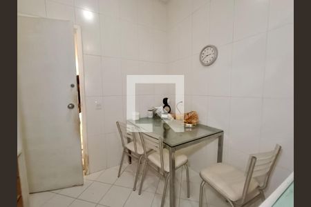 Apartamento à venda com 225m², 4 quartos e 1 vagaCopa / Cozinha