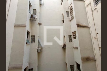 Apartamento à venda com 225m², 4 quartos e 1 vagaÁrea serviço vista