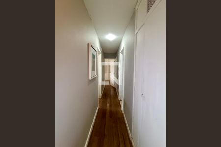 Apartamento à venda com 225m², 4 quartos e 1 vagaCorredor em 