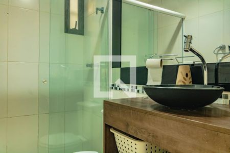 Apartamento à venda com 76m², 3 quartos e 2 vagas Apartamento à venda com 76m², 3 quartos e 2 vagasBanheiro Social