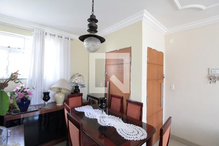 Sala de apartamento à venda com 3 quartos, 75m² em Vila Cloris, Belo Horizonte