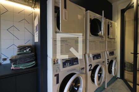 Studio para alugar com 21m², 1 quarto e sem vaga Studio para alugar com 21m², 1 quarto e sem vagaÁrea comum - Lavanderia