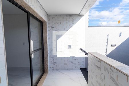 Casa à venda com 220m², 3 quartos e 5 vagasLavanderia