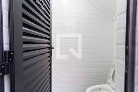 Casa à venda com 220m², 3 quartos e 5 vagasBanheiro de serviço