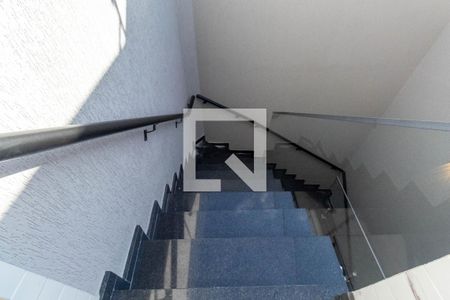 Casa à venda com 220m², 3 quartos e 5 vagasEscada