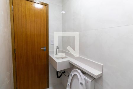 Casa à venda com 220m², 3 quartos e 5 vagasBanheiro da Suíte 3